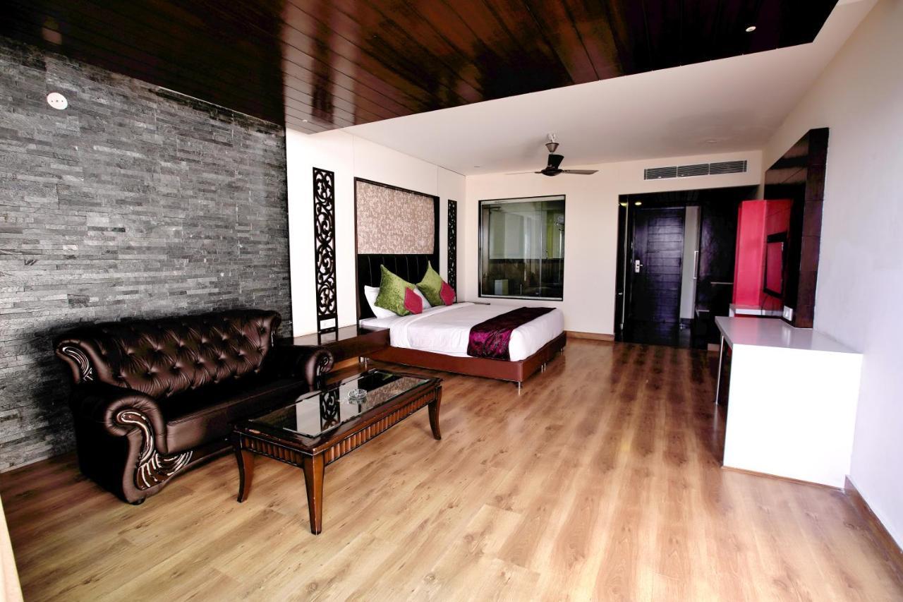 Jungle Livinn Resort Chail Exterior photo