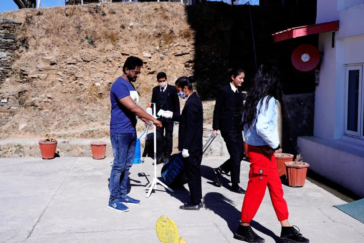 Jungle Livinn Resort Chail Exterior photo