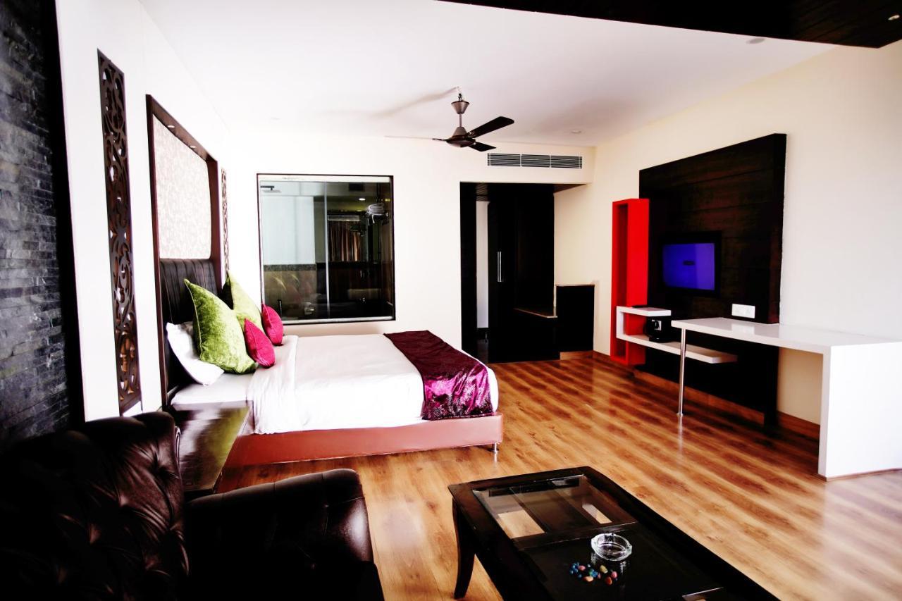 Jungle Livinn Resort Chail Exterior photo